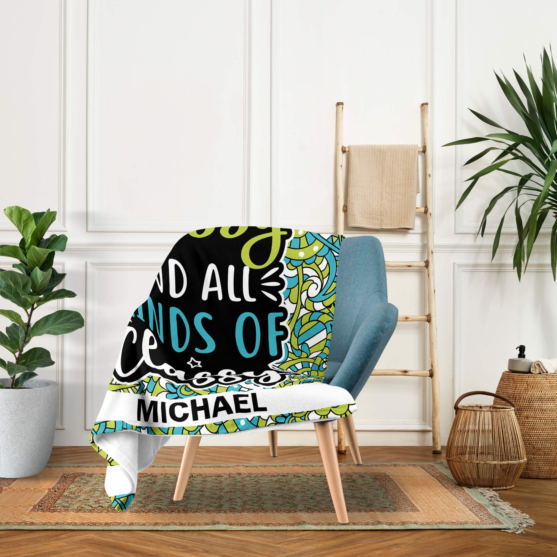 I'm 60 Sassy And All Kinds Of Classy - Personalized gift For 60 Year Old - Custom Blanket - Elizabeth Fashions