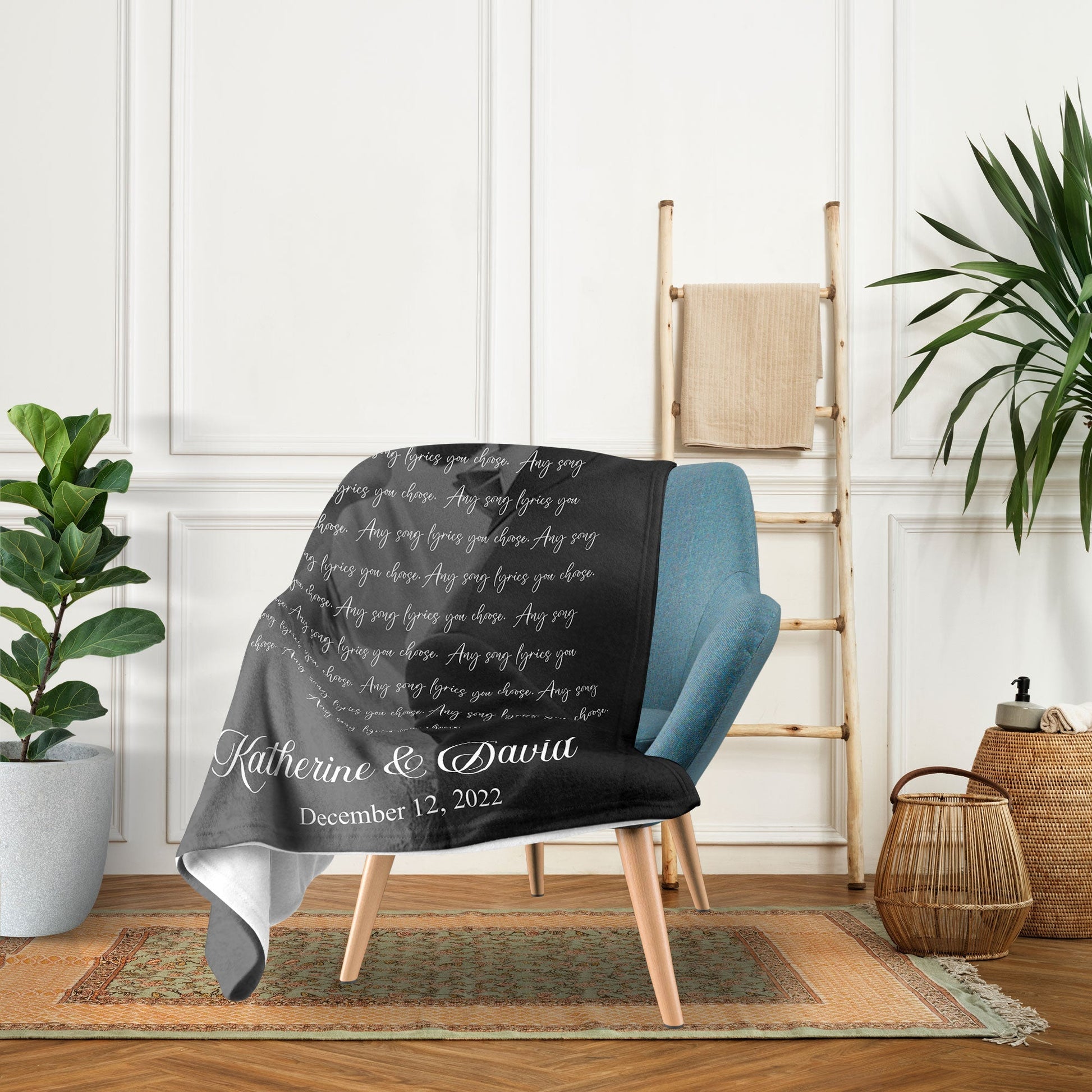 Black and White Song Lyrics - Personalized Anniversary or Valentine's Day gift for Husband or Wife - Custom Blanket - Elizabethfashions