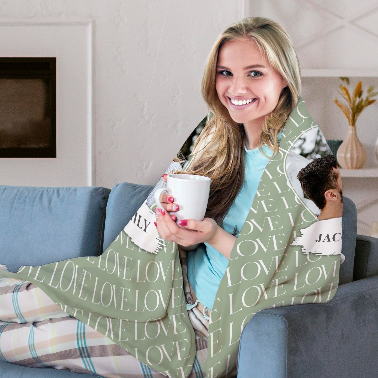 Love - Personalized Anniversary or Valentine's Day gift for Husband or Wife - Custom Blanket - Elizabethfashions