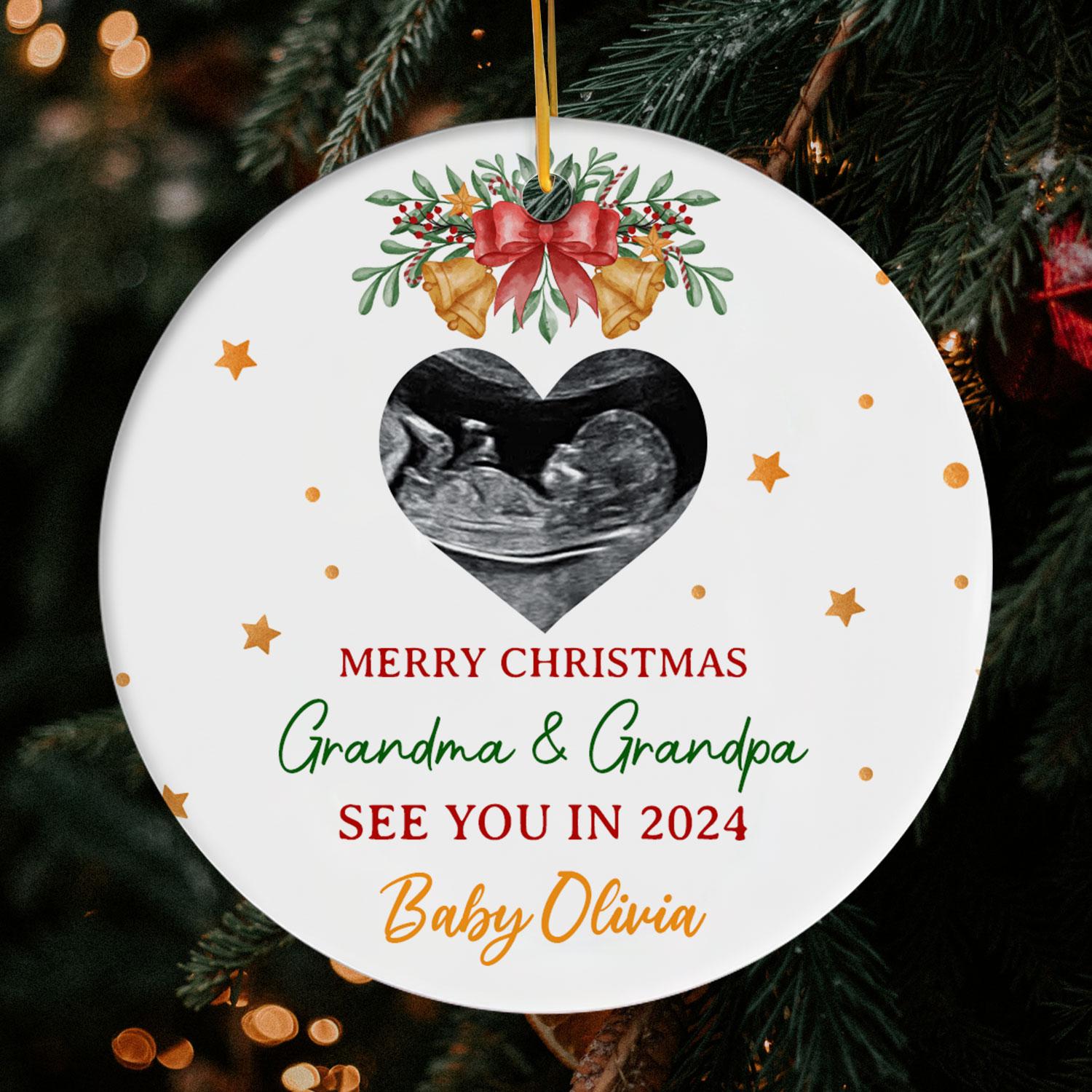 Merry Christmas Grandma & Grandpa - Personalized First Christmas gift for Grandparents - Custom Circle Ceramic Ornament - Elizabeth Fashions