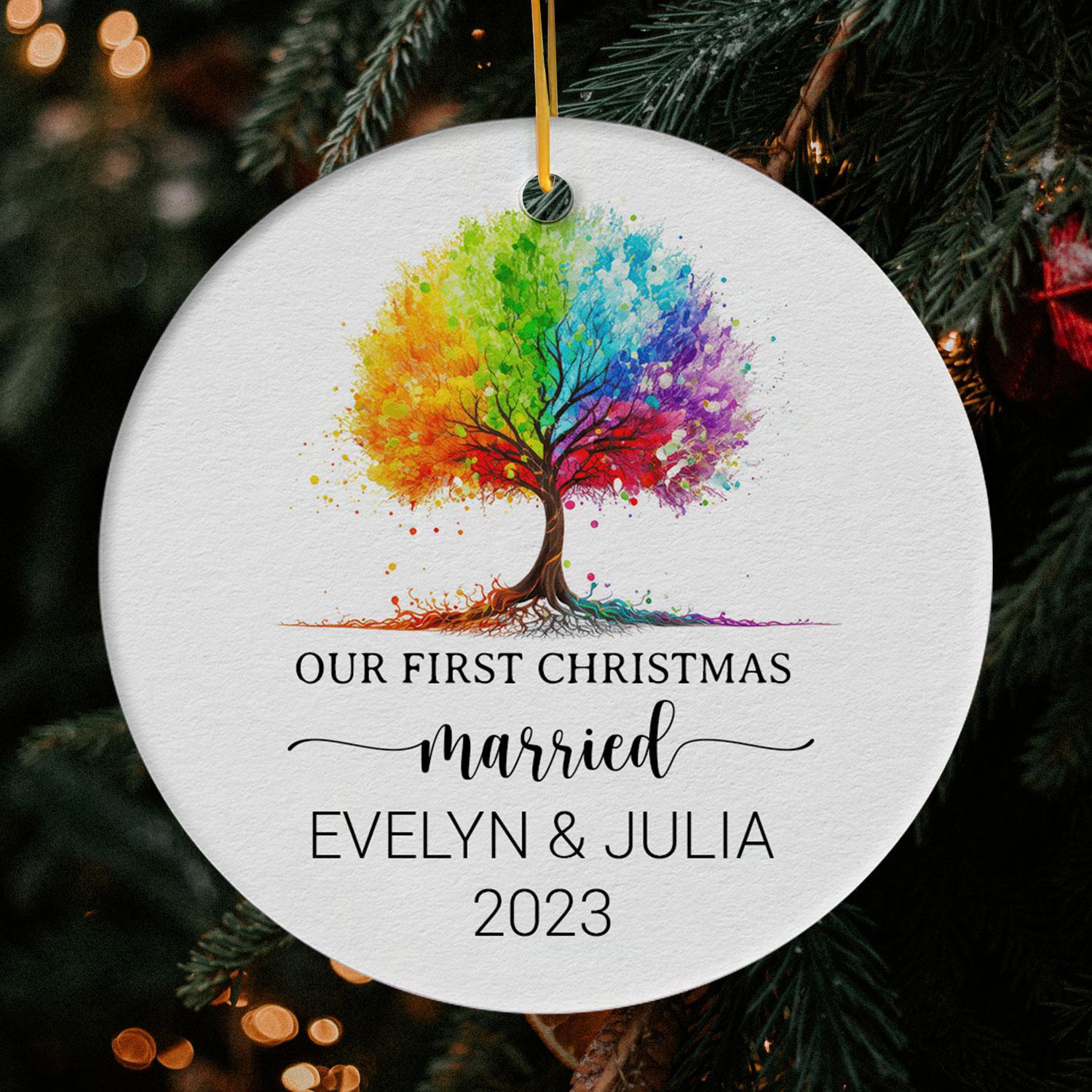 Our First Christmas Married - Personalized First Christmas gift for Husband, for Wife, for LGBT Couple - Custom Circle Ceramic Ornament - Elizabeth Fashions