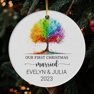 Our First Christmas Married - Personalized First Christmas gift for Husband, for Wife, for LGBT Couple - Custom Circle Ceramic Ornament - Elizabeth Fashions