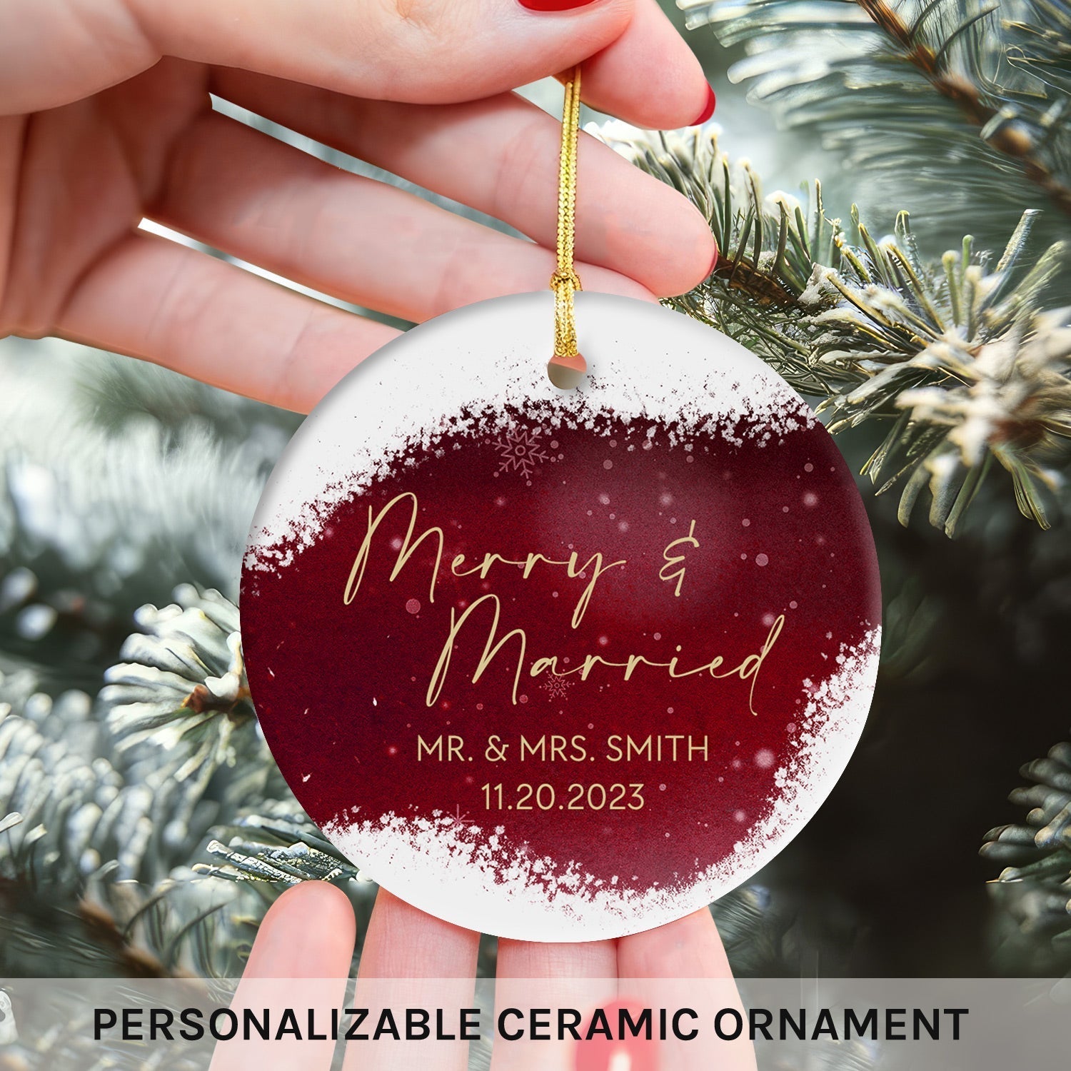 Merry & Married - Personalized Christmas gift for Husband or Wife - Custom Circle Ceramic Ornament - Elizabeth Fashions