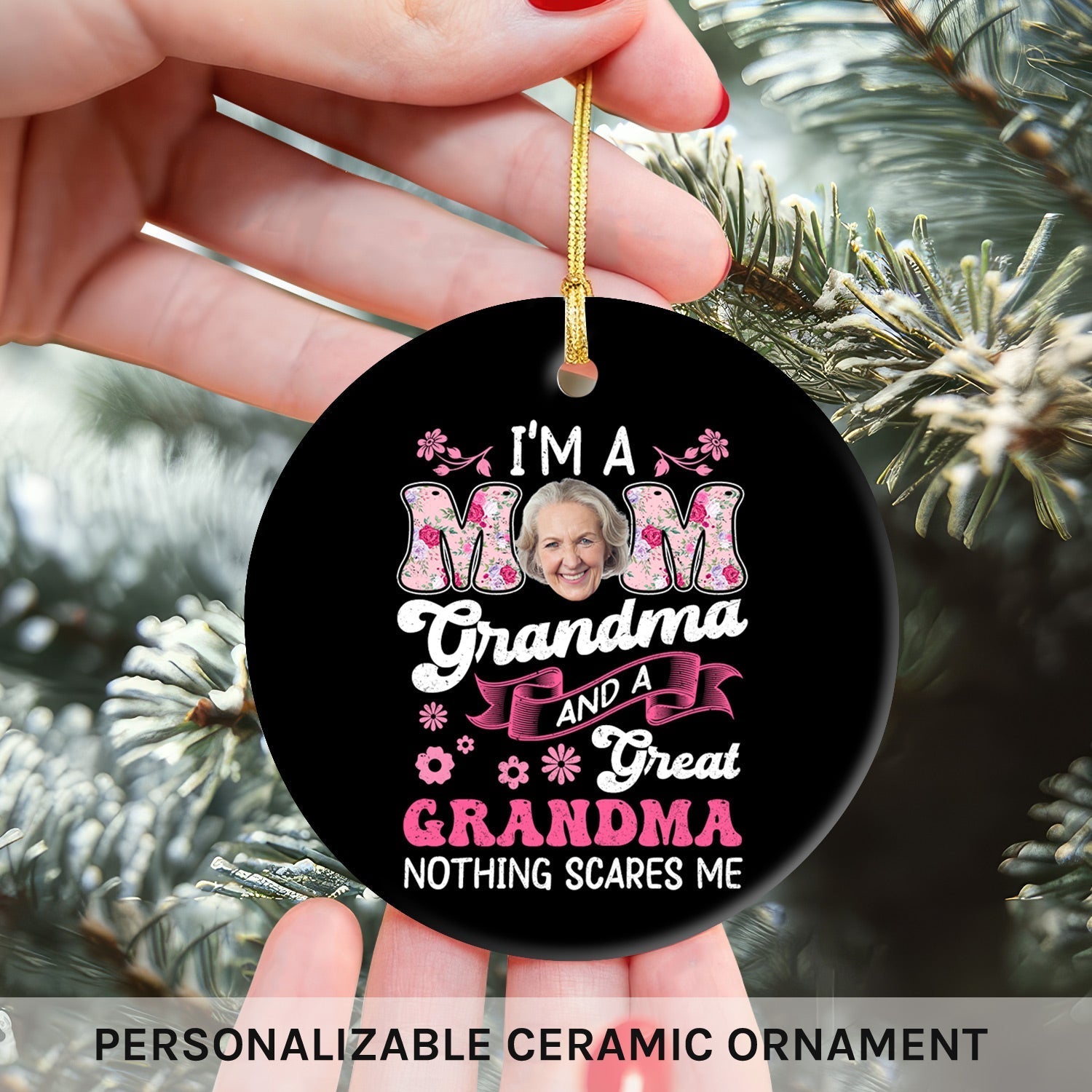 I'm A Mom, Grandma And A Great Grandma - Personalized Mother's Day, Birthday or Christmas gift For Great Grandma - Custom Circle Ceramic Ornament - Elizabeth Fashions