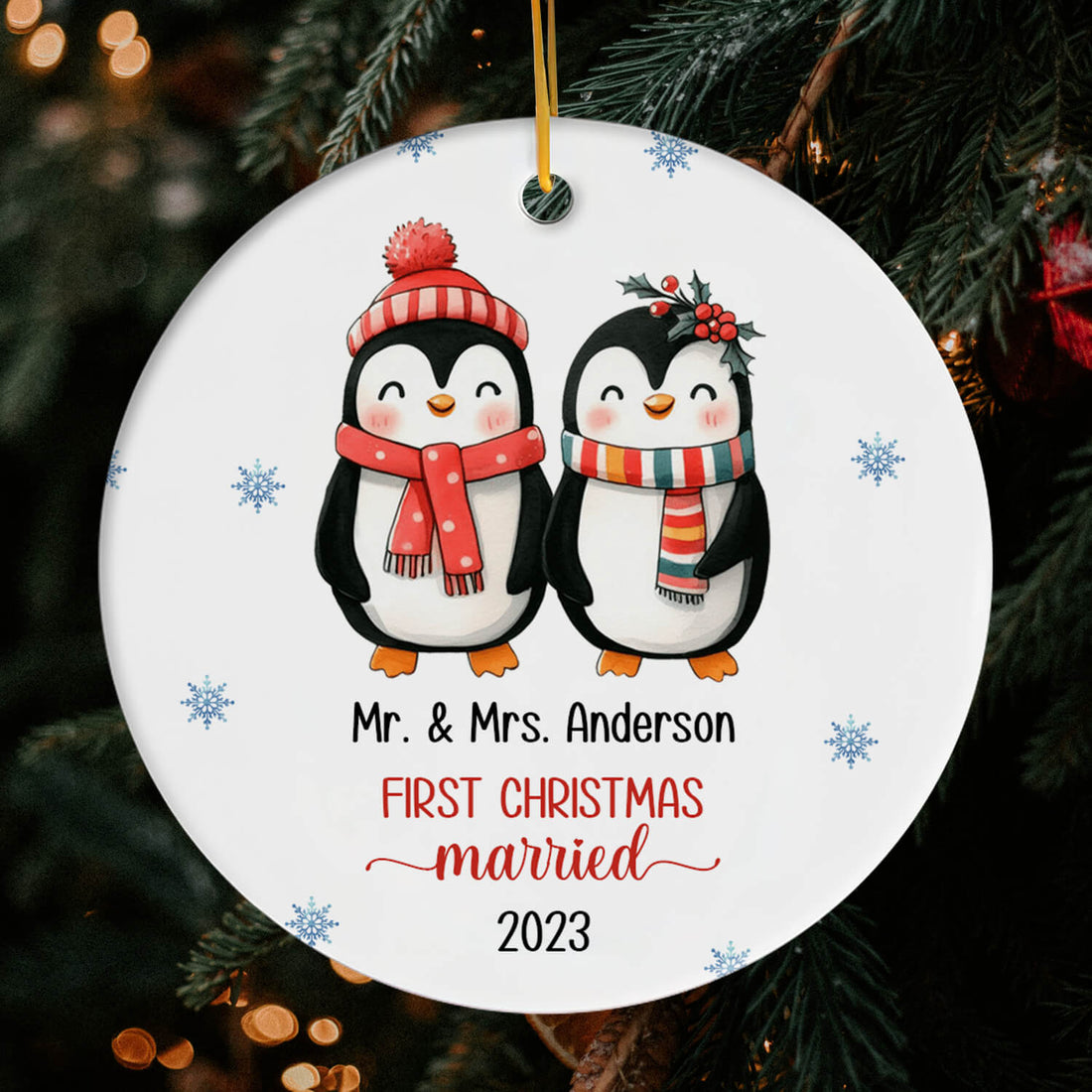 Mr. & Mrs. Penguin First Christmas Married - Personalized First Christmas gift For Husband or Wife - Custom Circle Ceramic Ornament - Elizabeth Fashions